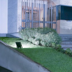 Reflector LED Exterior 150 W, Luz de Día, IP65, IK07, No Atenuable, LED integrado